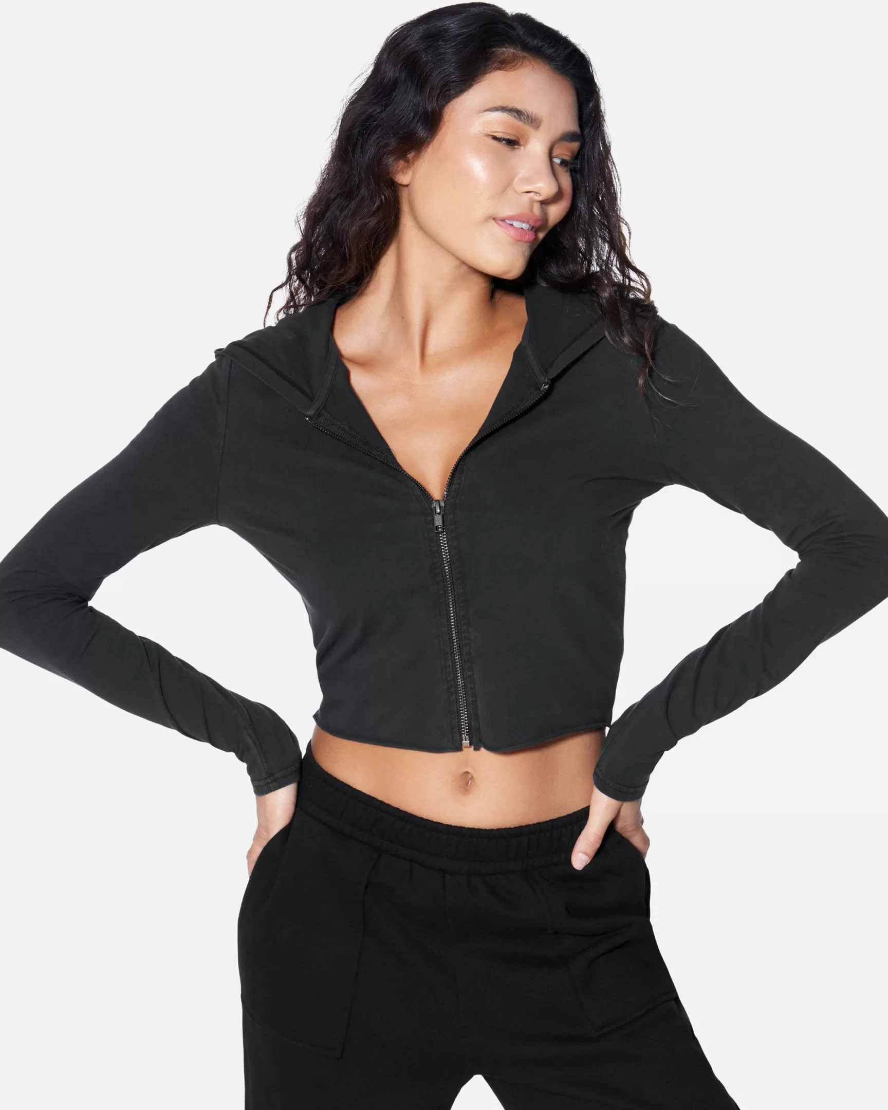 ESSENTIAL ZIP UP CROPPED HOODIE*Hurley Hot